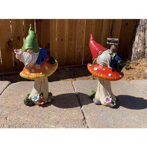Garden Gnomes Statues for Yard Decor, Set of 2 Cute Gnomes